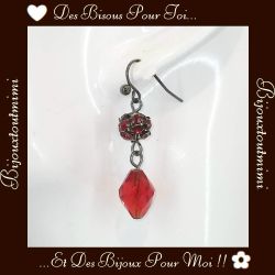 Boucles d'Oreilles Pendantes Rouge par Ikita Paris