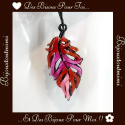 Boucles d'Oreilles Feuilles Roses & Rouges Pendantes par Ikita Paris