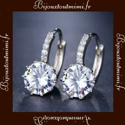 Boucles d'oreilles Style gros diamant - 2 coloris