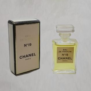 Chanel N°19 4ml Collector